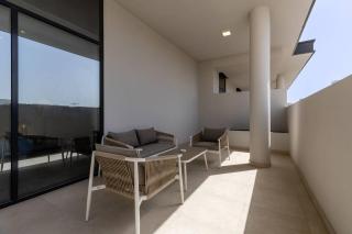 Waves - Tranquil Living 2BR Apt in JVC with City Views - 7