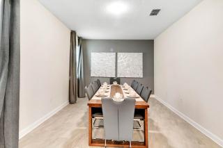 Last Minute Disney Getaway! Private Pool, Hot Tub & Games Room. Book Now! #66017 - Kissimmee - 3