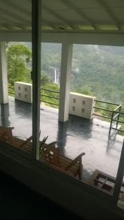 Camellia Mountain Villa - 4