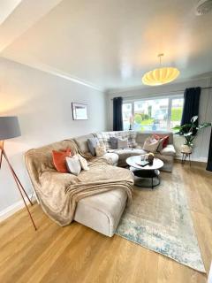 Lovely spacious house, sleeps 6 - Llanbadarn-fawr - 6