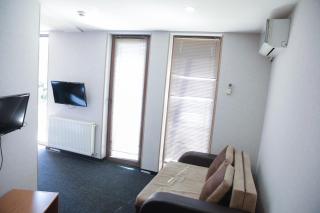 Hotel Voyager - Tbilisi - 1