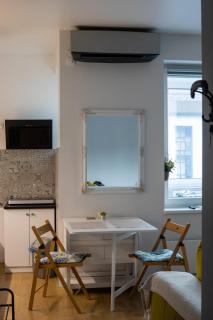 Sunny downtown apartment - Square 59 - Belgrade - 7