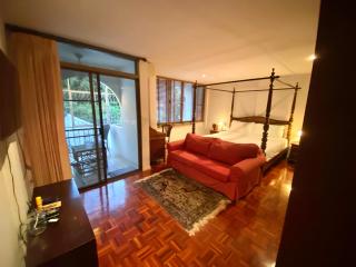 Cafe ice resident - 9