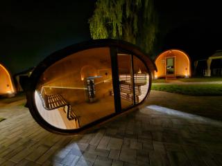 Vicolungo Glamour Lodge & SPA - Free SPA Hot Tub e Sauna - 8