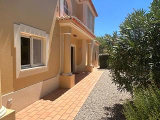 Perfect Golf & Beach Villa for 8 people - 1