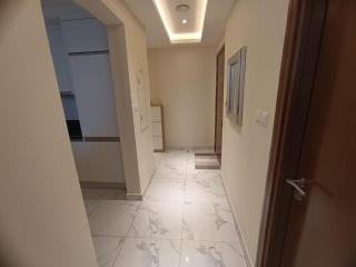 Al Quoz 2 Bed Budget Apartment - 6