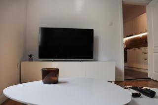 New Modern & Sunny Apartment Womens Market - Sofia - 5