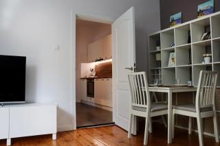 New Modern & Sunny Apartment Womens Market - Sofia - 3