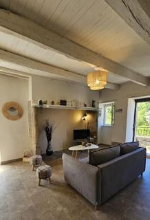 Maison la Doucette et son extérieur - Salles-la-Source - 1