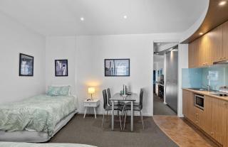 340 The Waves, The Esplanade, Cowes - Cowes - 4