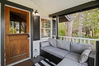 Cozy Home W/ King Bed & Lake access - Canandaigua - 1