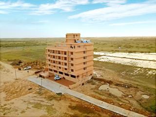 The Sky Comfort Beach Hotel, Dwarka - Dwarka - 6