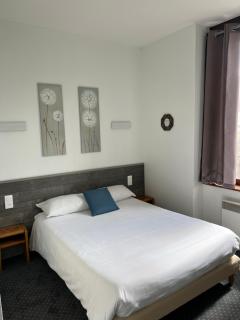 Hotel TGV - Quimper - 9