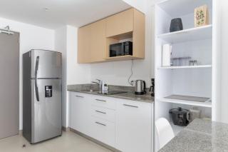 Urban Vista iFreses, 2nd floor! AC, TV and Pool - Guayabos - 3