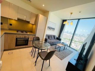 Burj Khalifa Skyline View Sobha Waves - Sobha Hartland - Dubai - 2