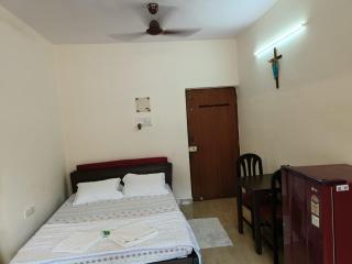 Colva Beach Coastal Haven Studio Apartment - Colva - 2