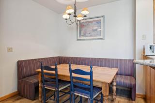 Highlands Lodge 406 by East West Hospitality - 3