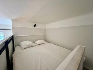 chic design studio 2 - Budapest - 8