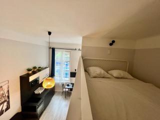 chic design studio 2 - Budapest - 3