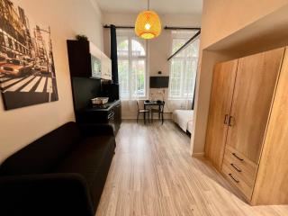 chic design studio 2 - Budapest - 7
