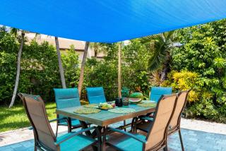 Spacious 3-Bedroom Villa with Heated Saltwater Pool and Fenced Yard in Oakland Park - 8