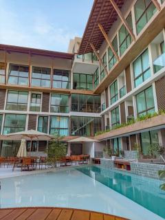 Sunny Hall by AFT - 9