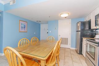 Ocean View 2 Bedroom Apartment with Great Views! Palace Resort 413 - Myrtle Beach - 4