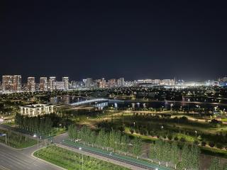 Уютные апартаменты в Yes Aparts с видом на Ботанический сад - 0