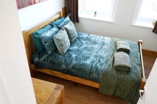 Church Street Studio Apartment - Keighley - 8