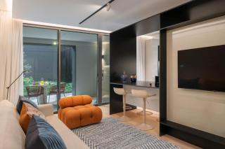 Luxury Garden Apartment at Savoy Insular - 9