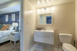Luxury & Nice Private Room in DC - Washington - 8