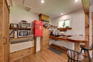 9 Mi to Worlds End State Park Cabin in Hillsgrove - Hillsgrove - 3