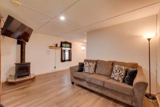 Deluxe Cabin G 9 Mi to Worlds End State Park! - 8