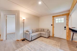 Pet-Friendly Deluxe Cabin F with Grill in Hillsgrove - 5