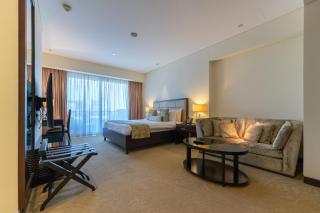 Kempinski Central Avenue Studio with Marina Views - Dubai - 1