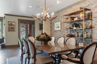 Highlands Slopeside 212 by East West Hospitality - 2