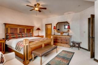 Highlands Slopeside 213 by East West Hospitality - 2