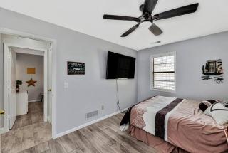 Private lake resort with beach and UTV park - - 7
