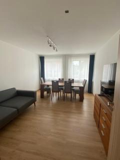 Ferienwohnung Feucht EG NATURNAH Parkplatz WLAN - Feucht - 0