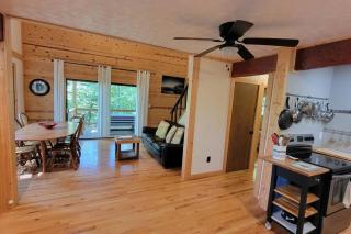 Hickory Ridge - HotTub - GSMNP, NOC, Train and Fontana Lake - Almond - 9