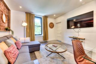 Chic St-Denis Modern & Comfortable Wifi AC - Montreal - 1