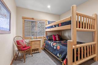 Deer Valley Pet Friendly Hot Tub, Cabin Vibes, Great Views! - Park City - 2