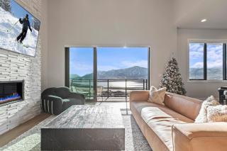 Mountain House PC, Snowy Lake Views Private Hot Tub, New Build, Jordanelle Lake! - 3