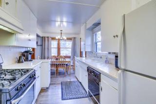 The Twin Pines Chalet, 2 min to Village, BBQ - 1