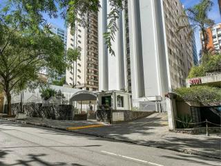 Complete Spacious Jardins Great Location - 2