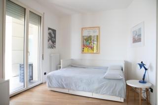 Grande monolocale con parcheggio interrato incluso - Gênes - 2