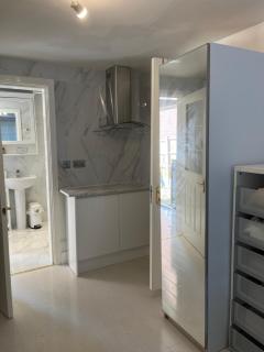 Cozy studio with parking - Timperley - 6