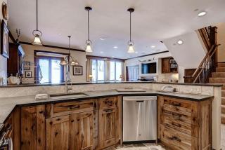 Highlands Slopeside 218 by East West Hospitality - 2