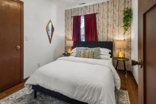 Luxe 4bd - Movie, Games - Centrally Located - Lincoln - 3