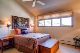Highlands Slopeside 505 by East West Hospitality - 2